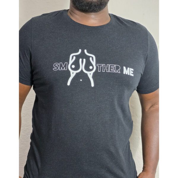 SMOTHER ME (SMO) BLACK TEE - Image 3